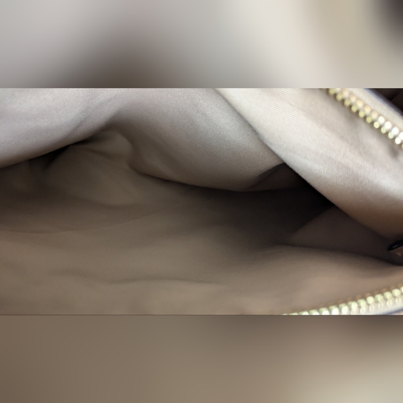 Coach Mini Christie  Carryall /Double Zipper Bag. - Picture 7 of 15